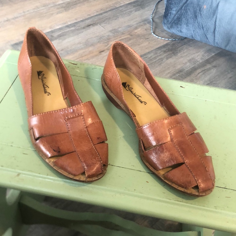 Gloria Vanderbilt Size 8 M Brown Leather Sandals Made In Brazil